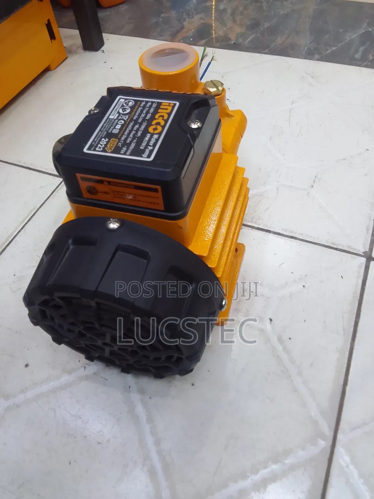 INGCO VPM37018 Water Pump 0.5hp 370W