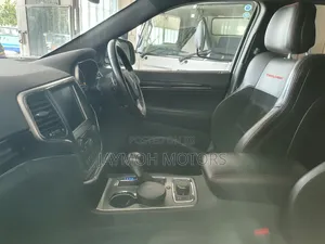 Jeep Grand Cherokee 2018 Silver