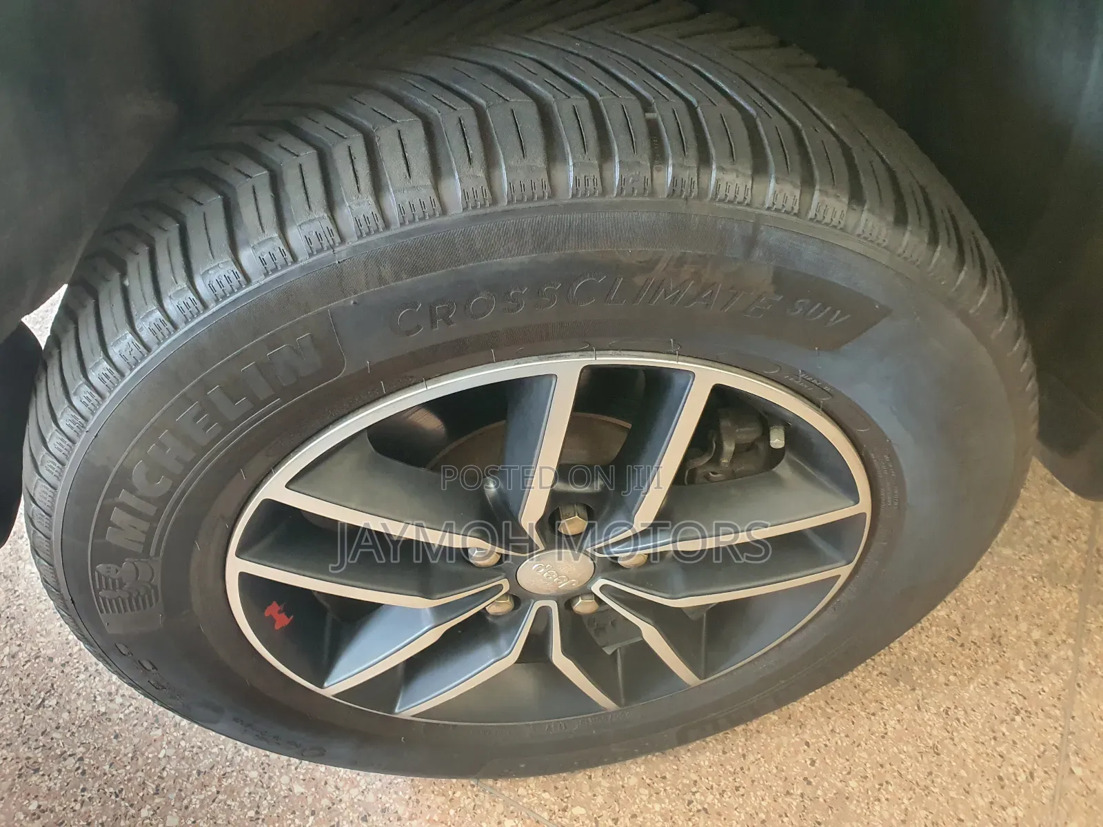 Jeep Grand Cherokee 2018 Silver
