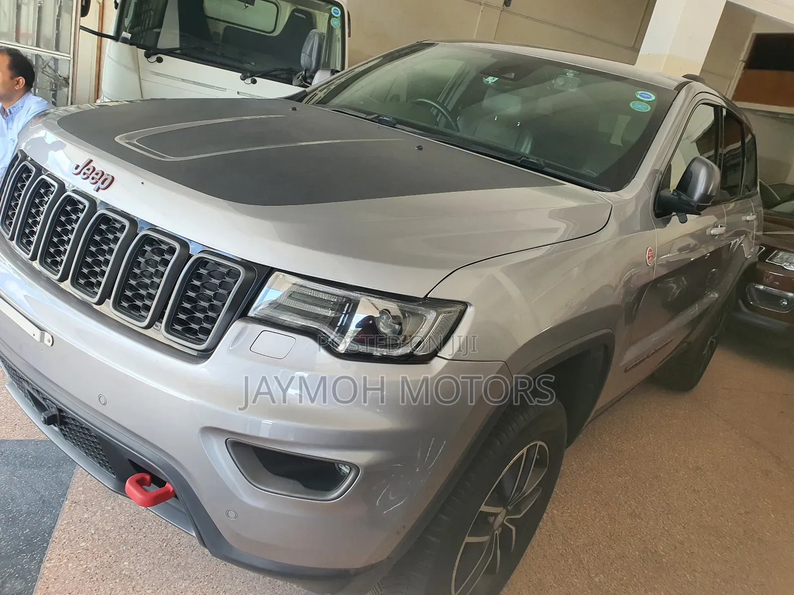 Jeep Grand Cherokee 2018 Silver