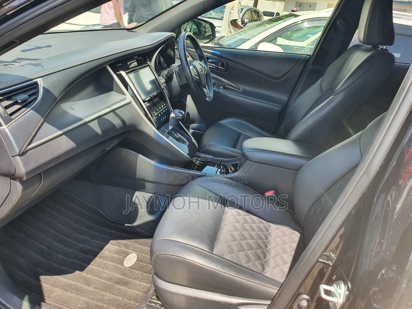 Toyota Harrier 2018 Black