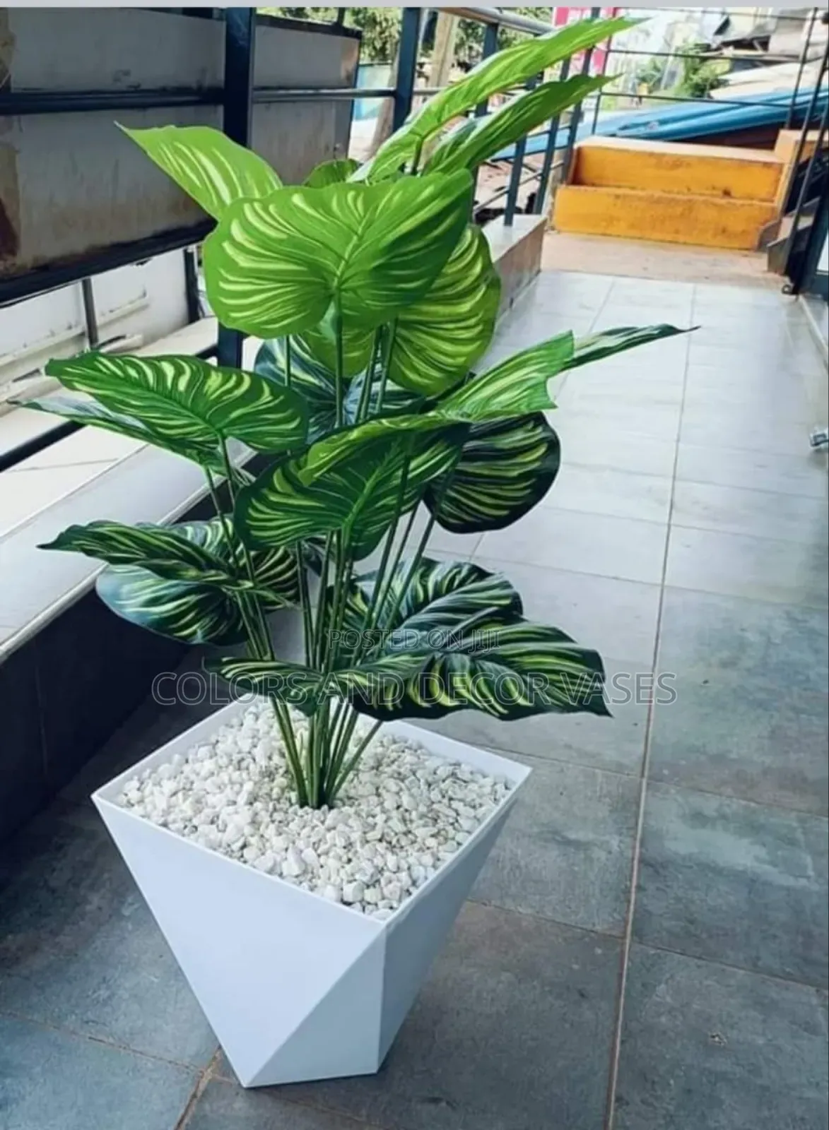 Restaurants Flower Decor