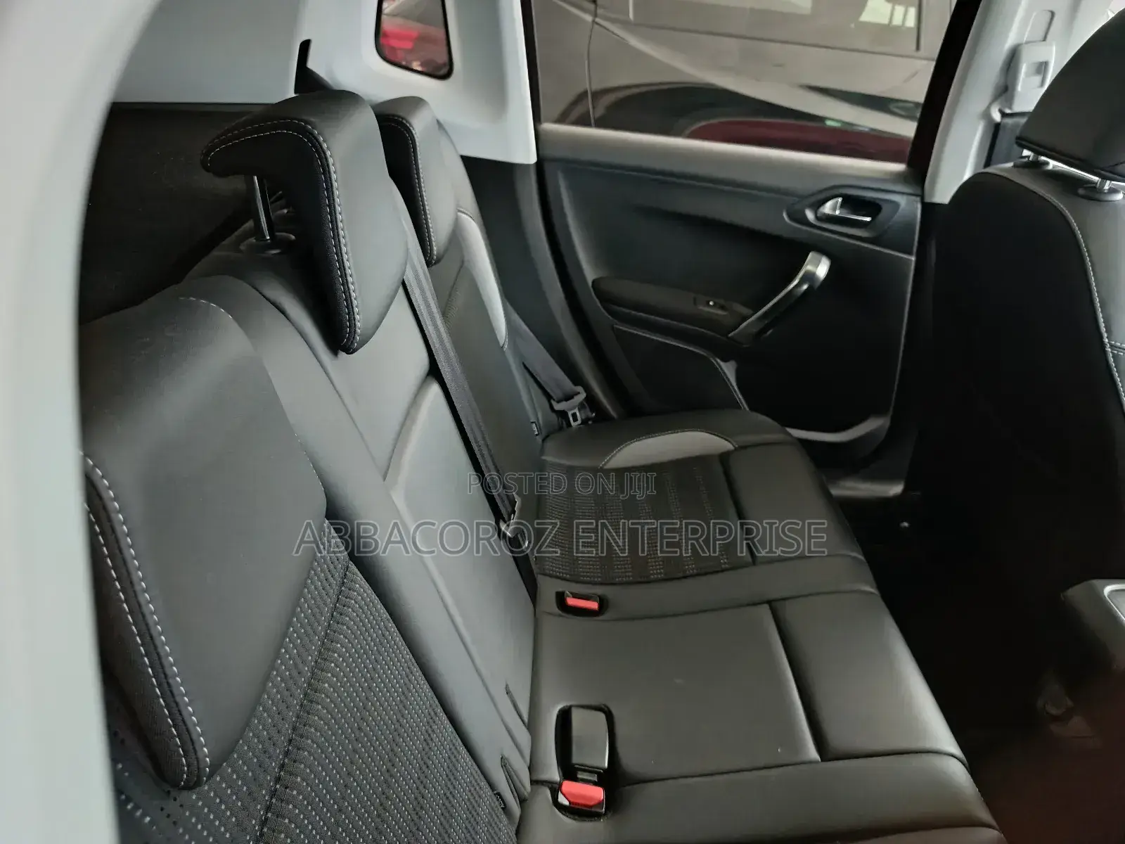 Peugeot 2008 1.6 BlueHD (120 Hp) 2017 Burgundy