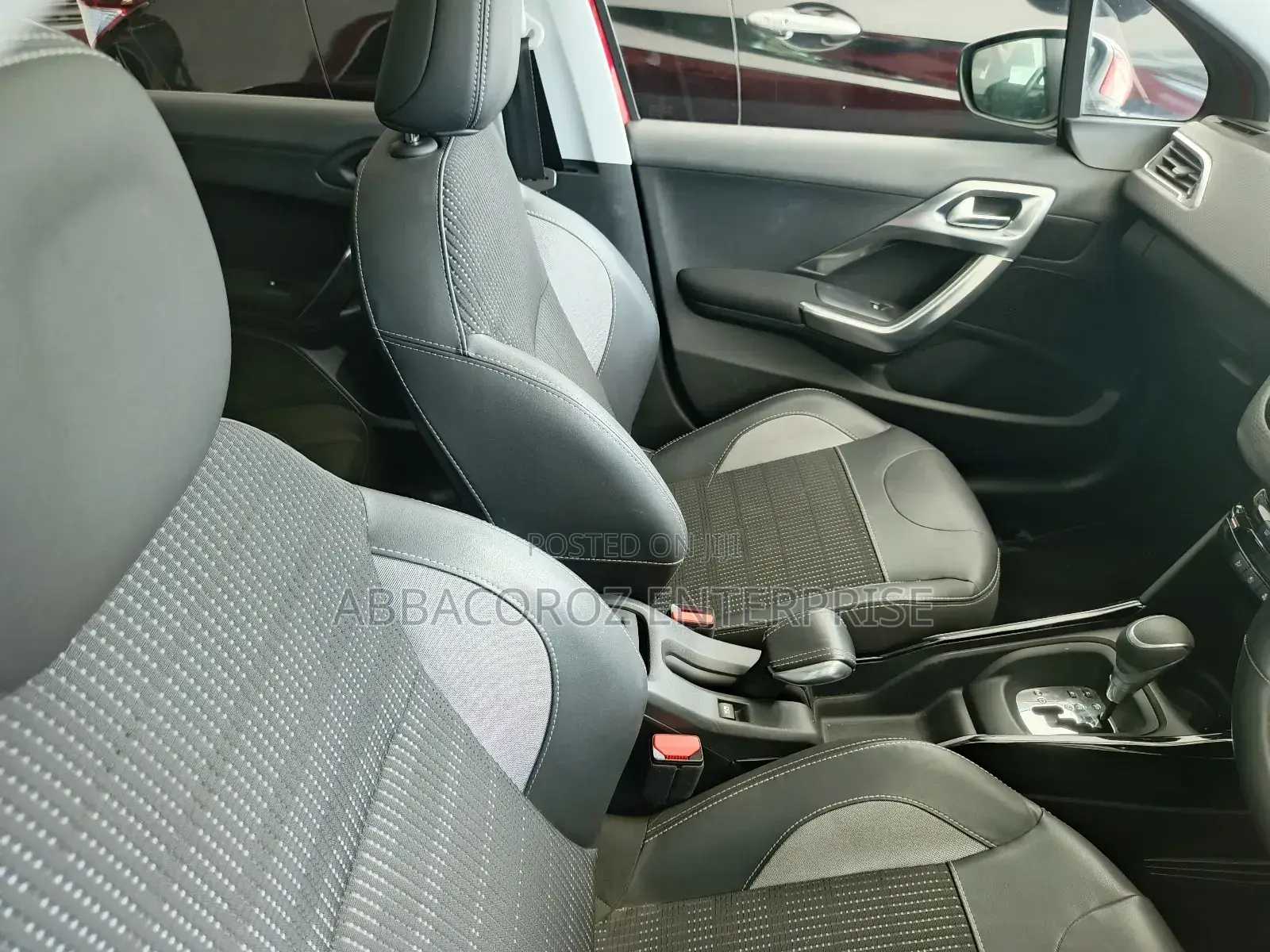 Peugeot 2008 1.6 BlueHD (120 Hp) 2017 Burgundy