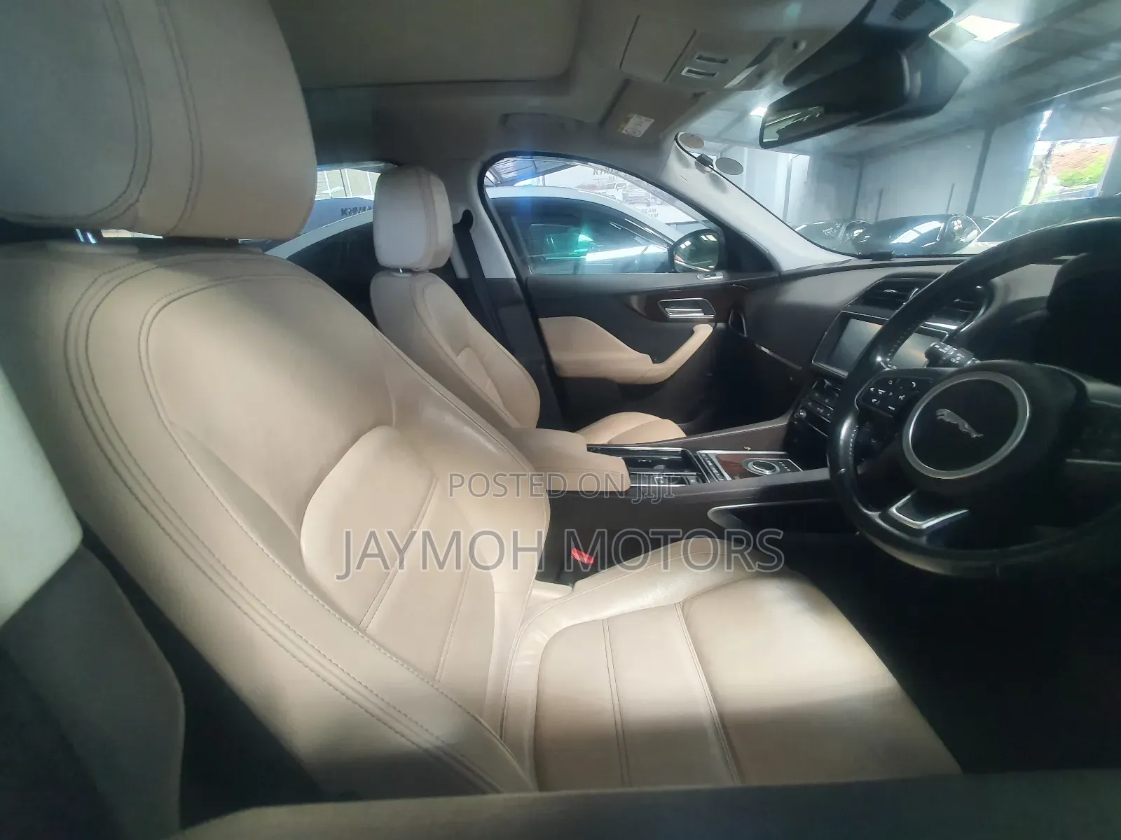 Jaguar F-Pace 2018 Blue