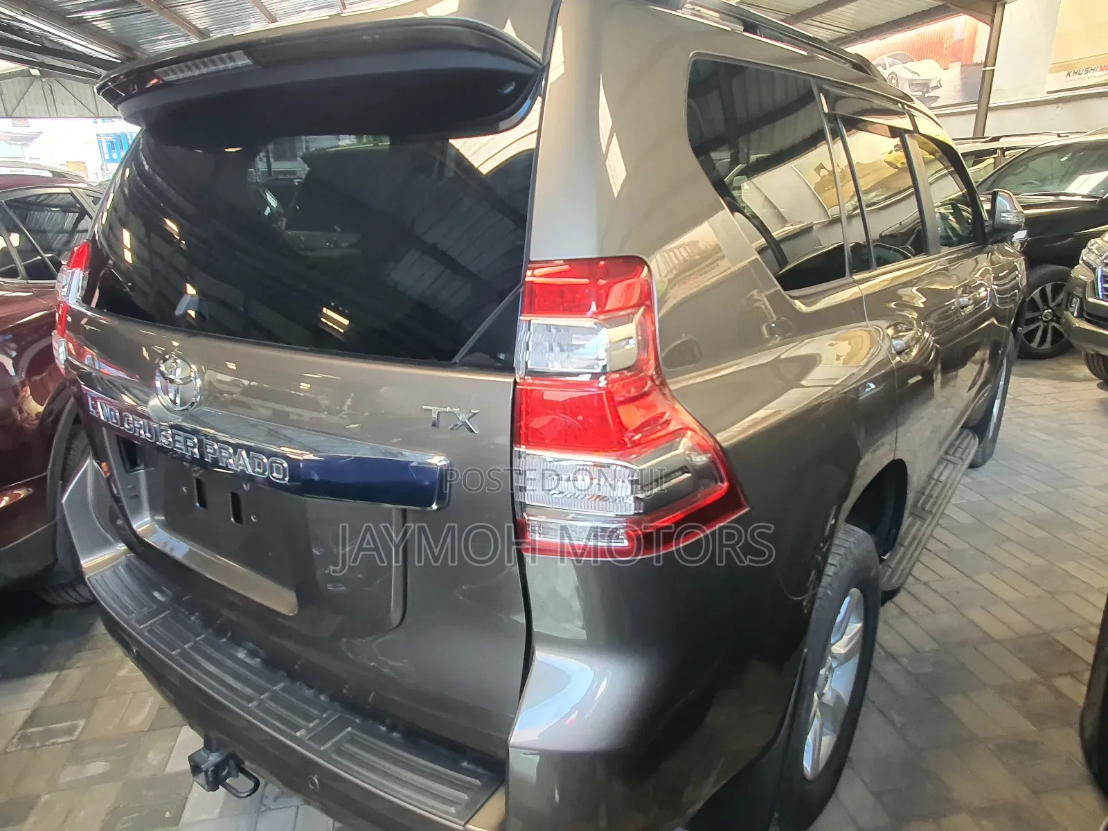 Toyota Land Cruiser Prado 2017 Gray