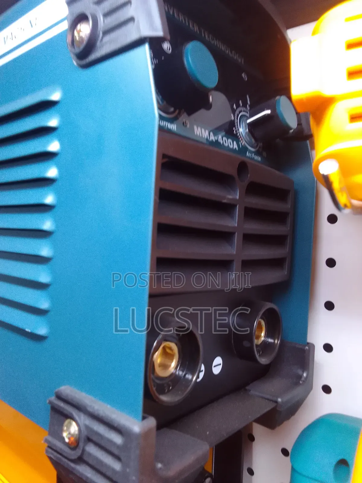 Makita MMA-400A Welding Machine
