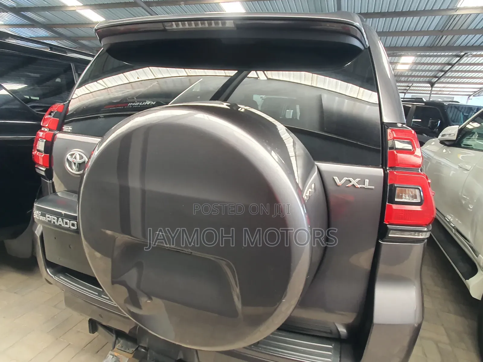 Toyota Land Cruiser Prado 2018 Gray