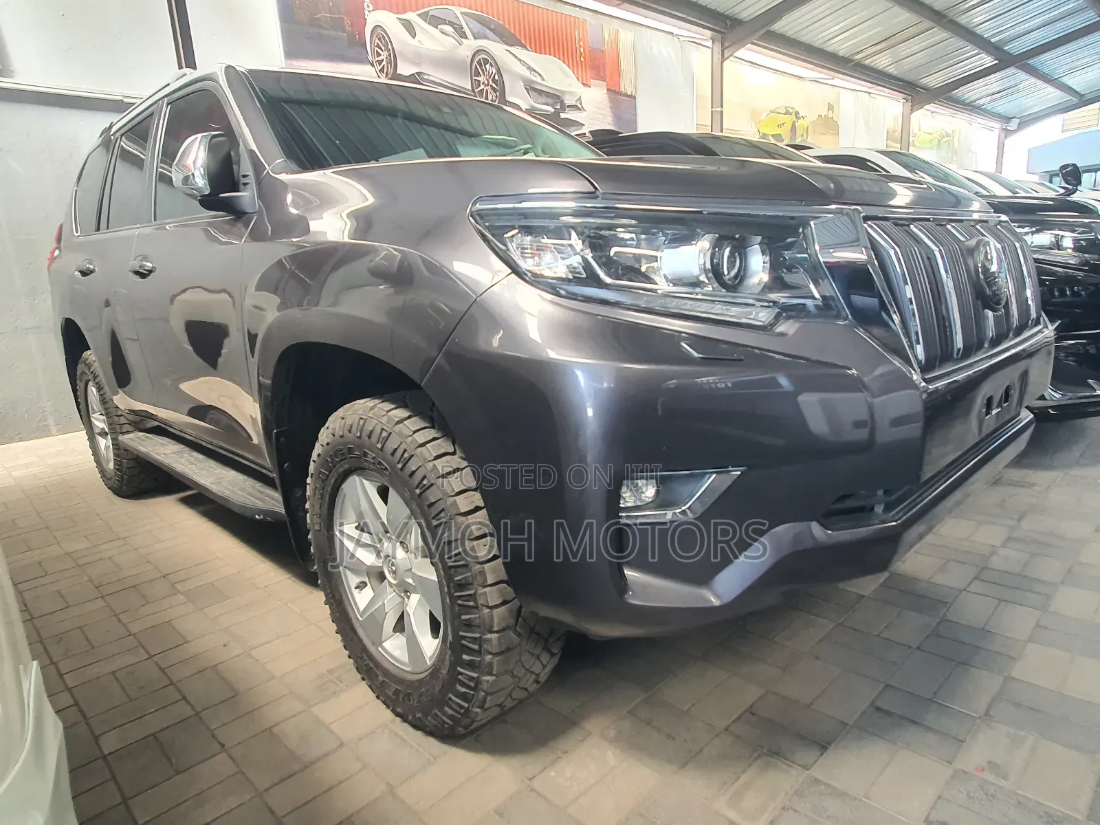 Toyota Land Cruiser Prado 2018 Gray