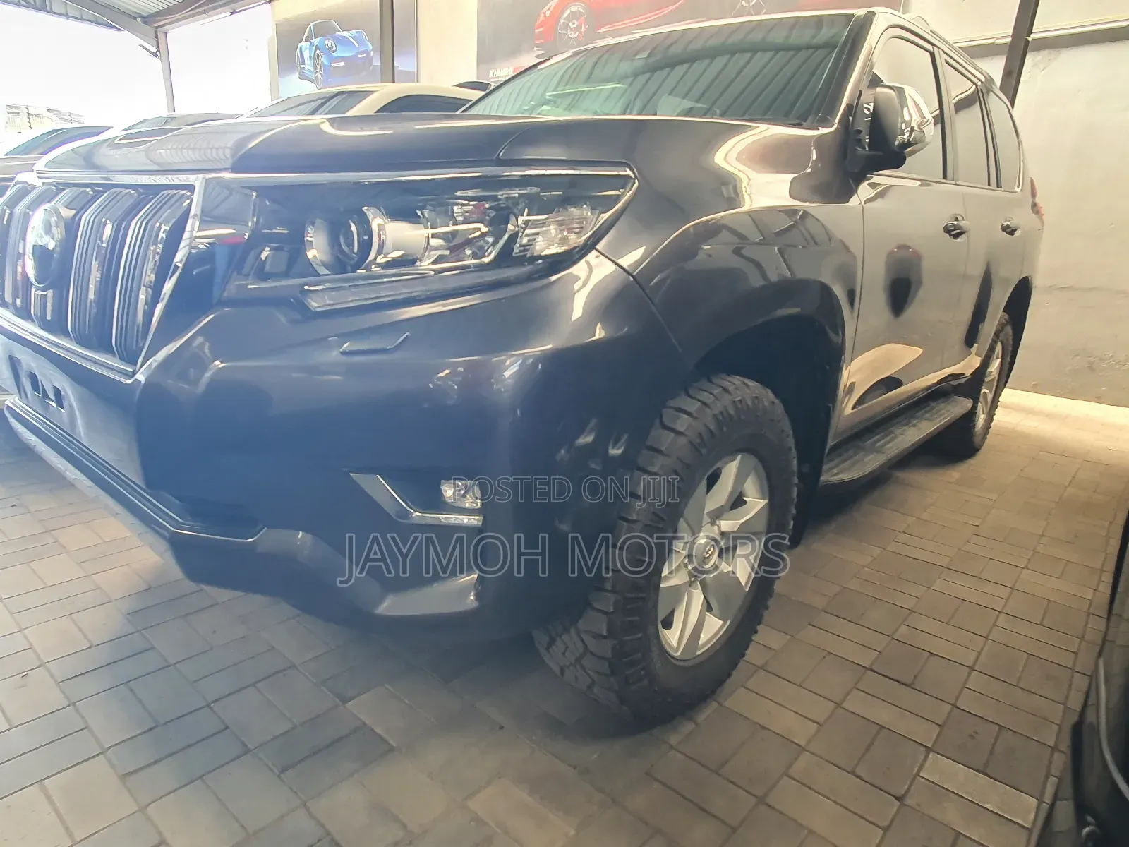 Toyota Land Cruiser Prado 2018 Gray