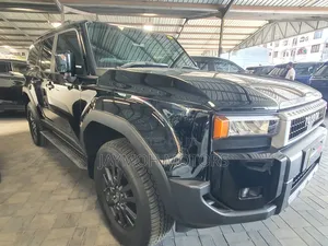 New Toyota Land Cruiser Prado 2024 Black