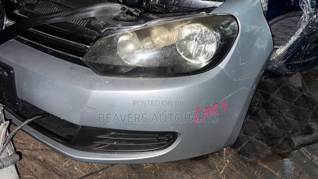 Volkswagen Golf MK6 Nosecut
