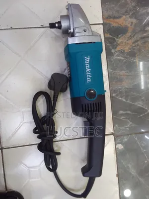 Makita 9237CB Polisher 1200W