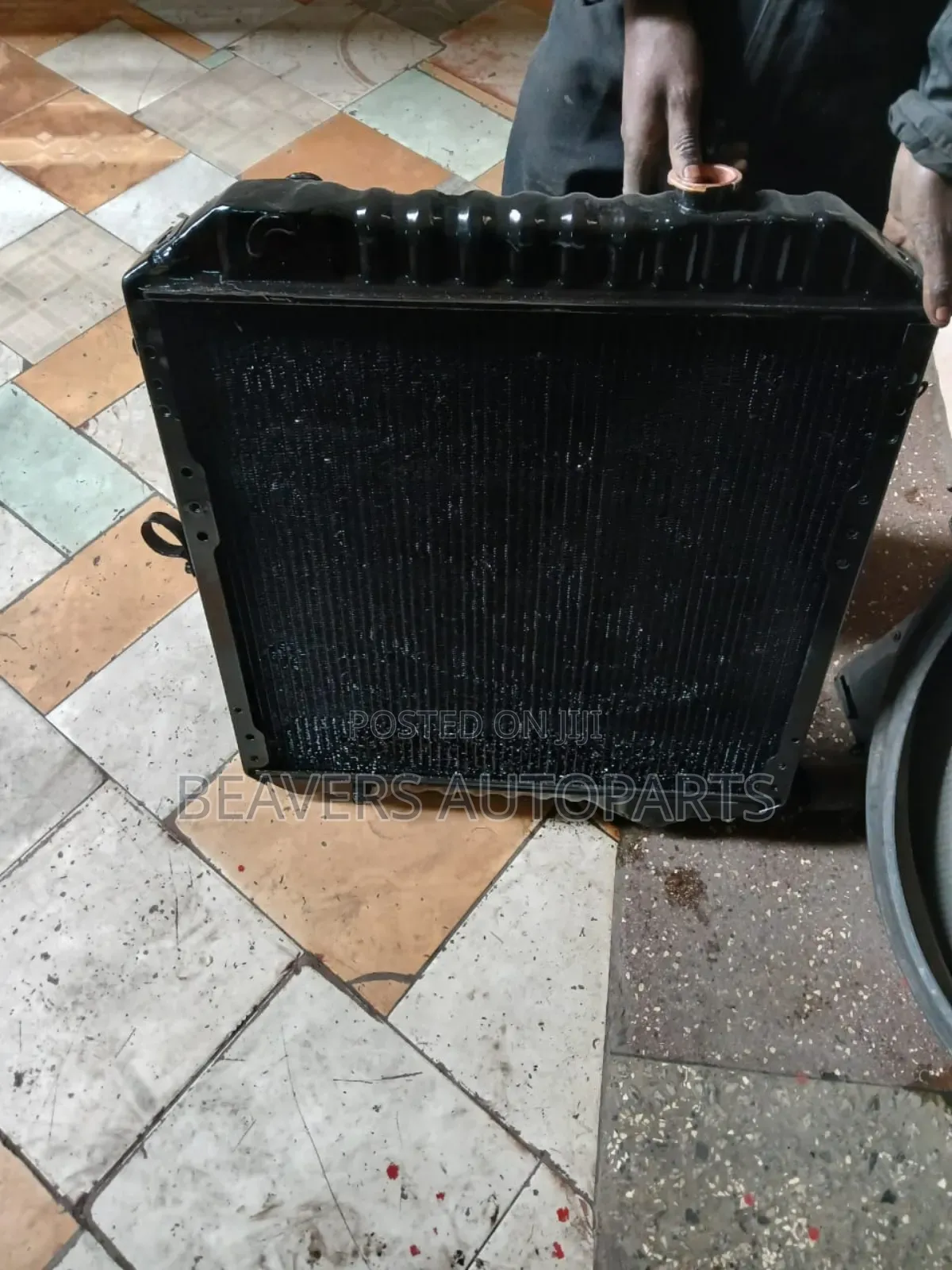 Isuzu FRR 33 Radiator