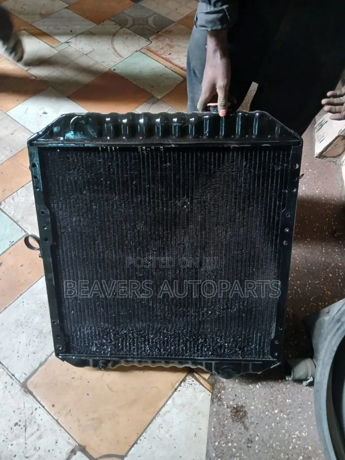 Isuzu FRR 33 Radiator