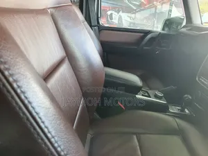 Mercedes-Benz G-Class 2018 White