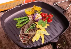 Non Stick Square Steak Pan With Wooden Handle•°••°°
