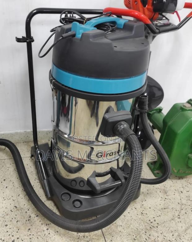 Quality Wet and Dry Vacuum Cleaner - main view