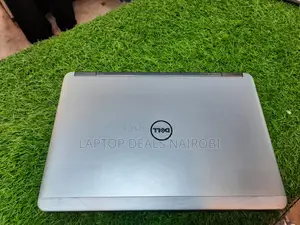 Laptop Dell Latitude E7240 4GB Intel Core I5 SSD 128GB