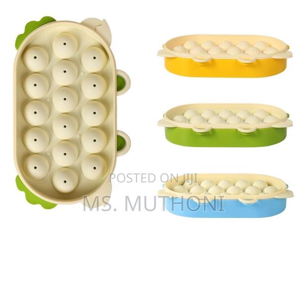 Round 12280535 Plastic Ice Cube Tray 16cube Round - thumbnail 3