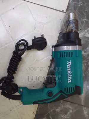 Makta HP1630 Impact Drill 710W