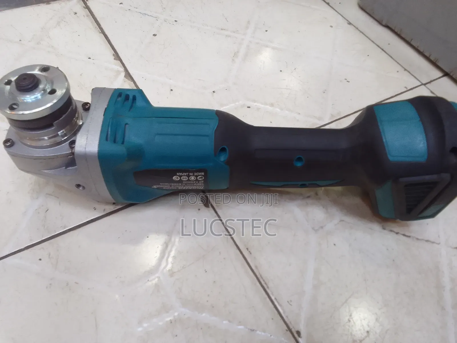 Makita DGA419 Charging Angle Grinder 198V
