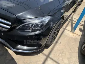 Mercedes-Benz C200 2016 Black