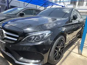 Mercedes-Benz C200 2016 Black