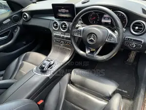 Mercedes-Benz C200 2016 Black