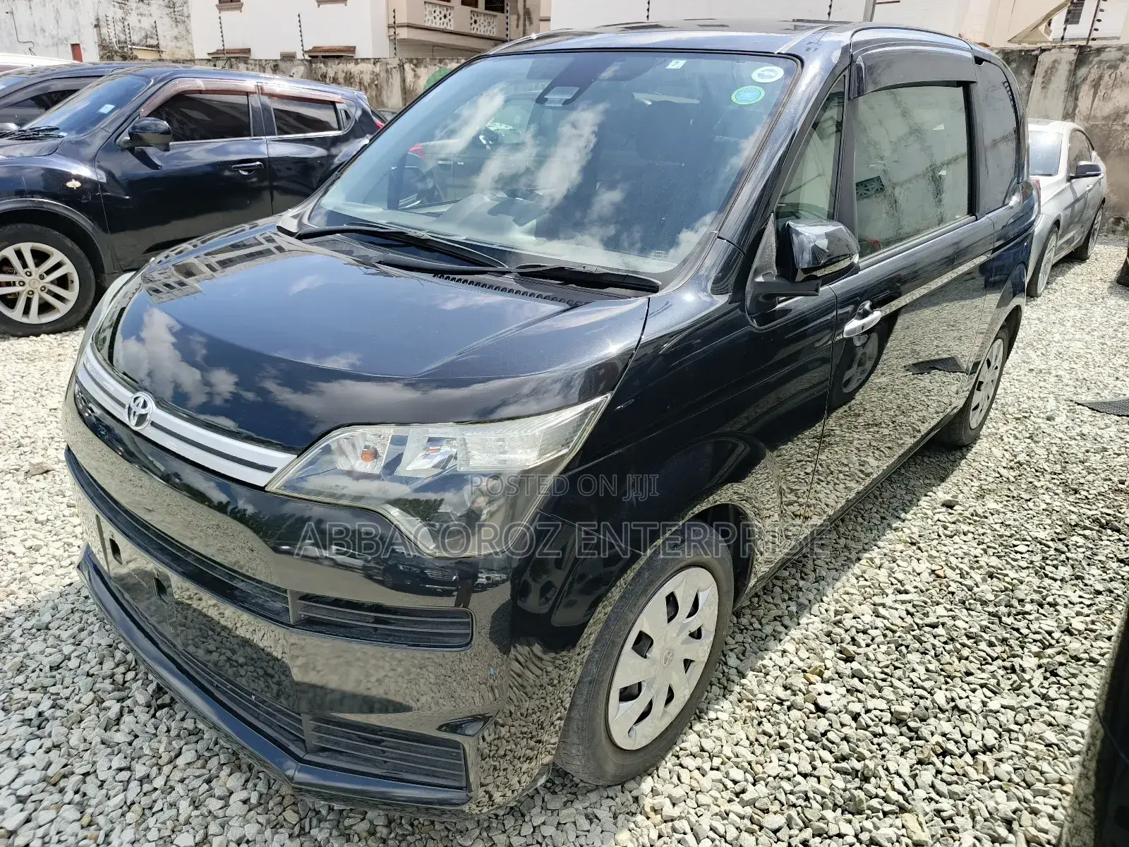 Toyota Spade 1.3 2017 Black