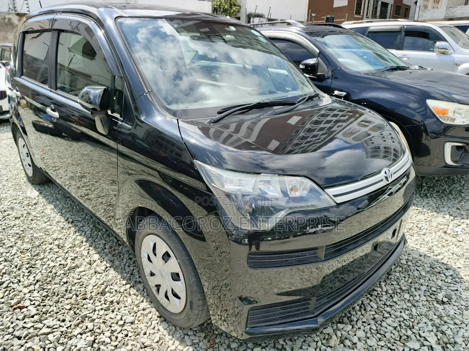 Toyota Spade 1.3 2017 Black