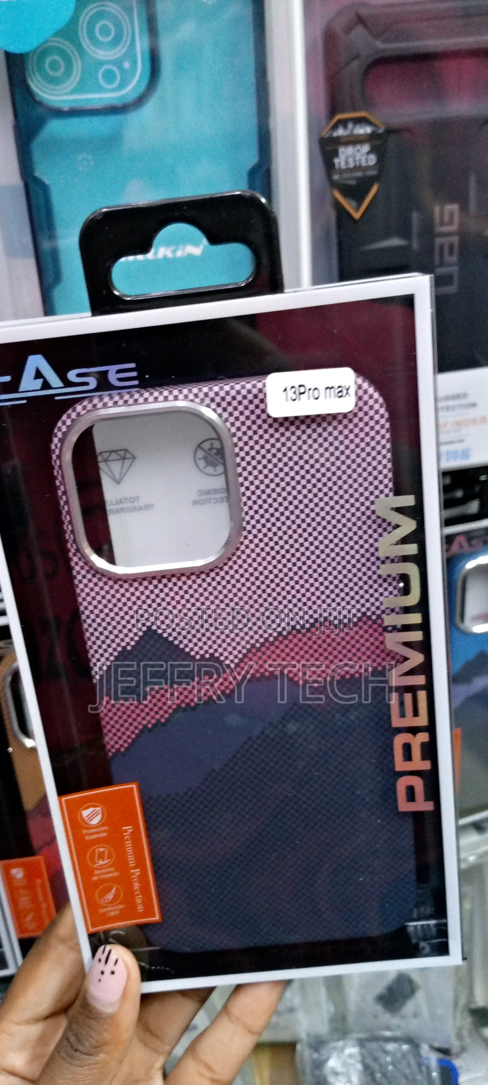 Multicolor Carbon Fiber Magsafe Case for iPhone 13promax