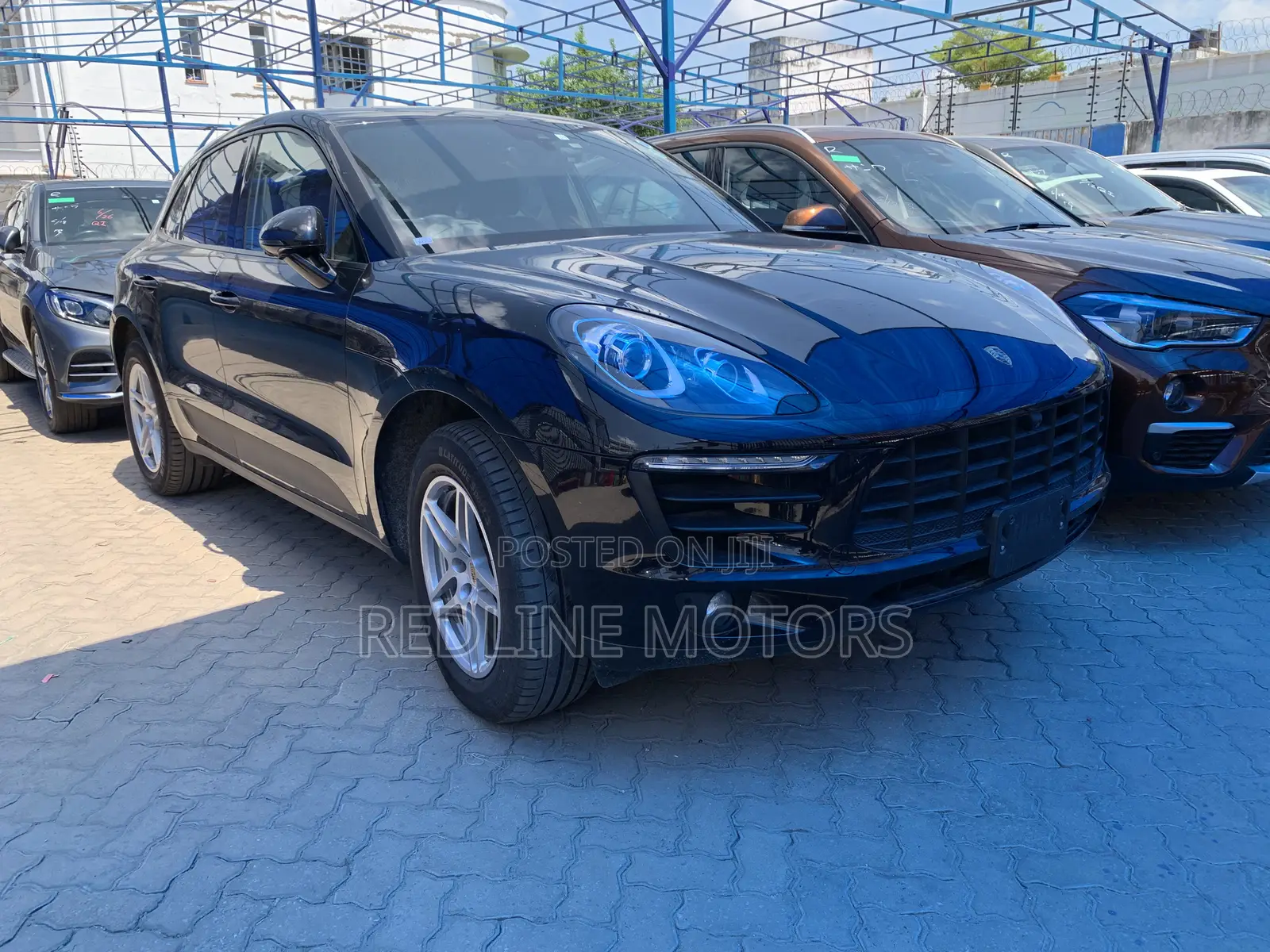 Porsche Macan Base 2017 Black