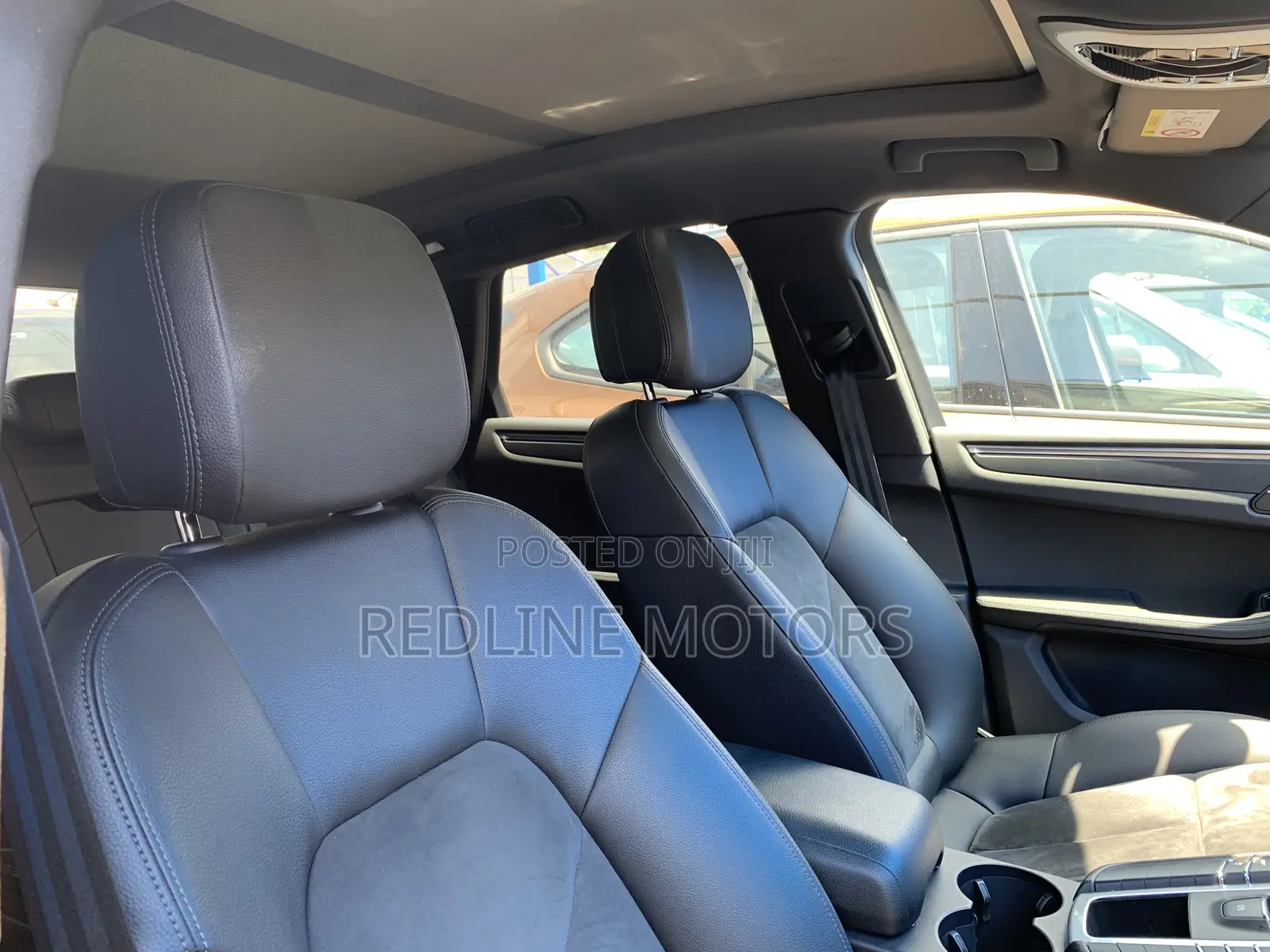 Porsche Macan Base 2017 Black
