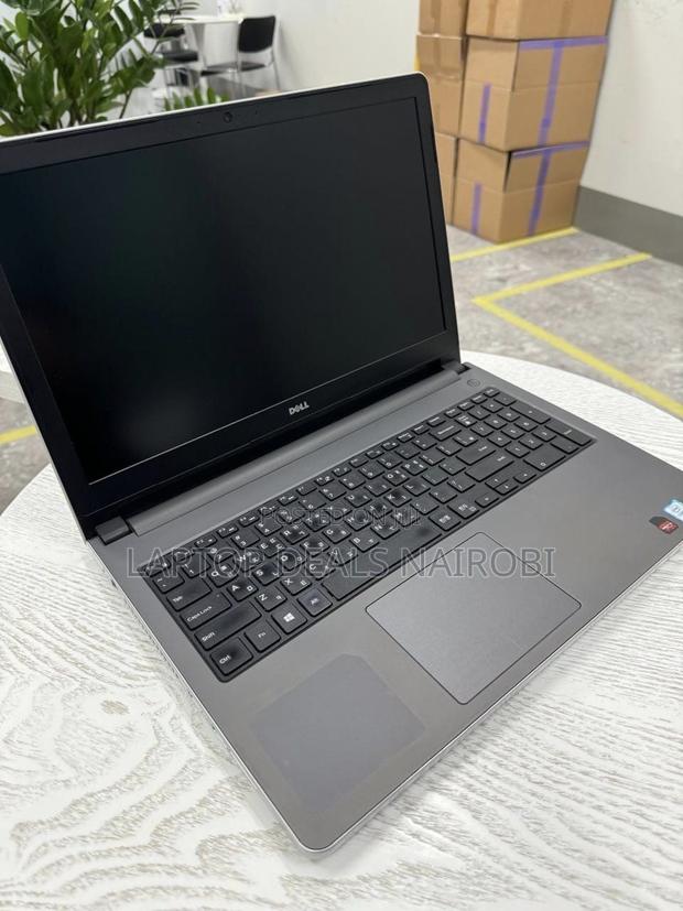 Laptop Dell Inspiron 15 8GB Intel Core I7 SSD 256GB - main view