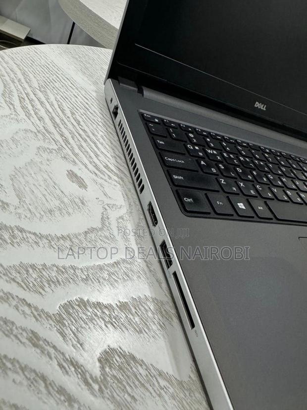 Laptop Dell Inspiron 15 8GB Intel Core I7 SSD 256GB - thumbnail 4