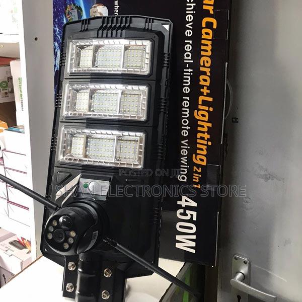 At 450 Watts Solar Street Light With CCTV Camera 4g Sim Slot
