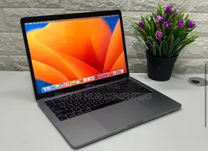 Laptop Apple MacBook Pro 2017 16GB Intel Core i7 SSD 256GB