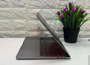 Laptop Apple MacBook Pro 2017 16GB Intel Core i7 SSD 256GB