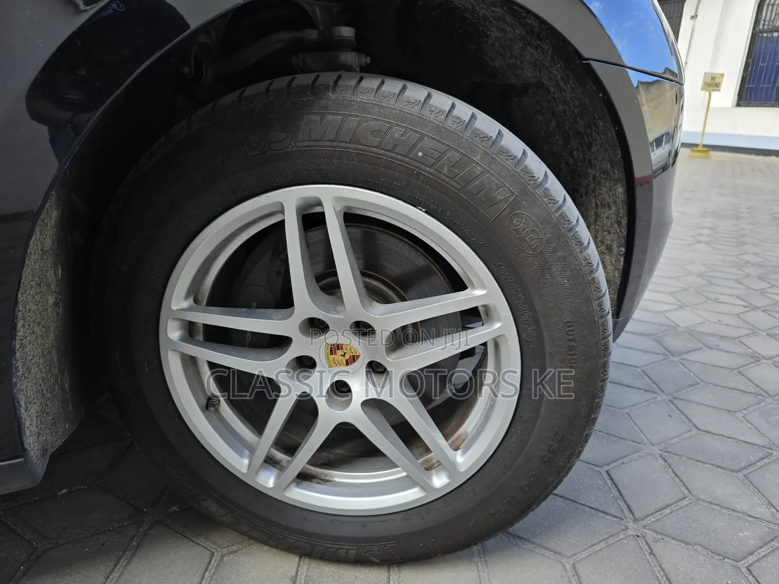 Porsche Macan Sport Edition 2018 Black