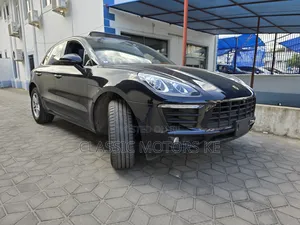 Porsche Macan Sport Edition 2018 Black