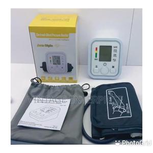 Digital Blood Pressure Monitor Upper Arm - thumbnail 2