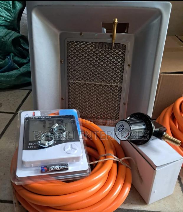 Gas Brooder Package, 1000 Chick's