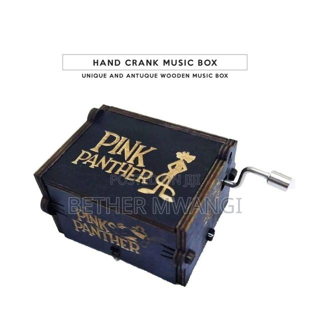 Hand Crank Music Box in Kenya - thumbnail 5