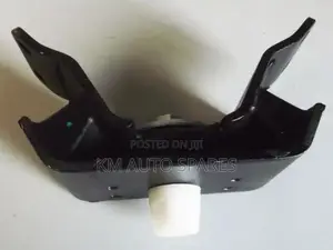 Toyota Land Cruiser Prado J120 Gearbox Mount