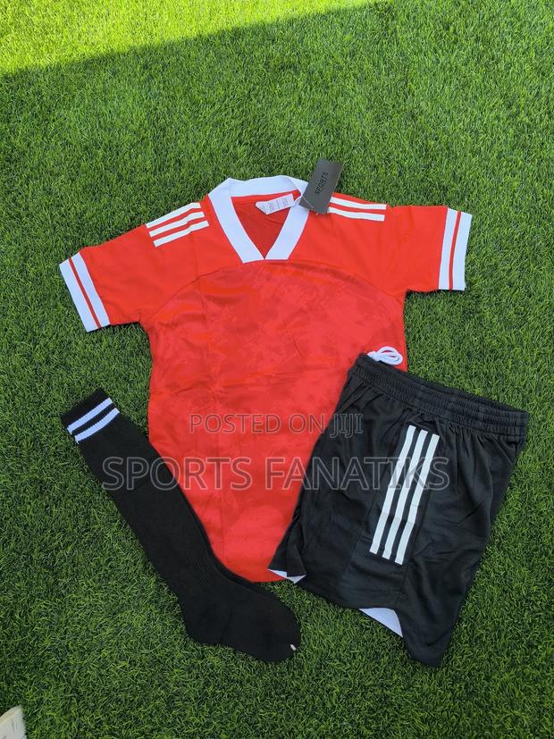 Plain Jerseys - main view