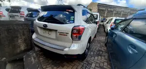 Subaru Forester 2.5i Premium AWD 2017 White