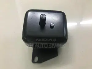 Toyota Rush Engine Mount.