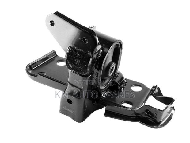 Toyota Rav4 Gearbox Mount. - thumbnail 3