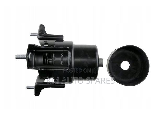Toyota Mark X Zio Engine Mount. - thumbnail 2